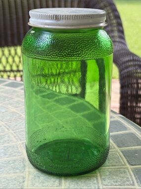 Duraglas green glass refrigerator jar white Metal Lid scales on bottom 5.25”